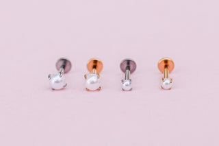 Pearl Flat Back Stud in Gold