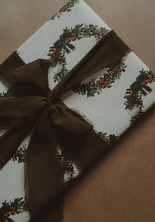 Set Of 3 Pieces Christmas Wreath white Wrapping Paper