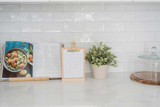 Weekly Menu Stand – Wooden Base with Refillable Meal Planner