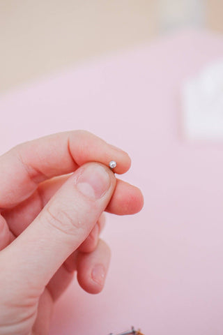 Pearl Flat Back Stud in Gold