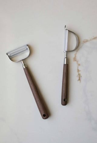 Vegetable and Fruit Peeler
